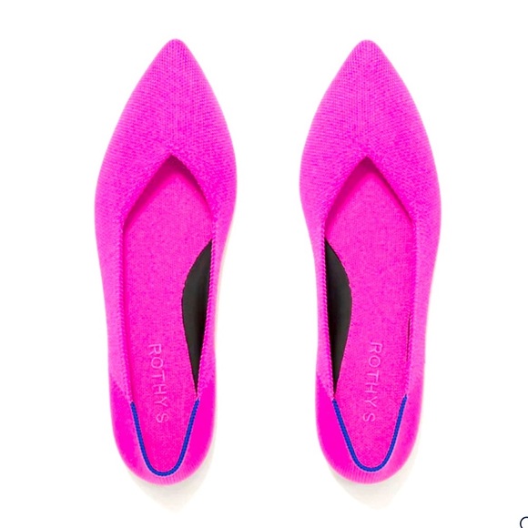 Beautiful flats. Color: Dragon Fruit (fuchsia pink). Like new, worn once. - Picture 1 of 5